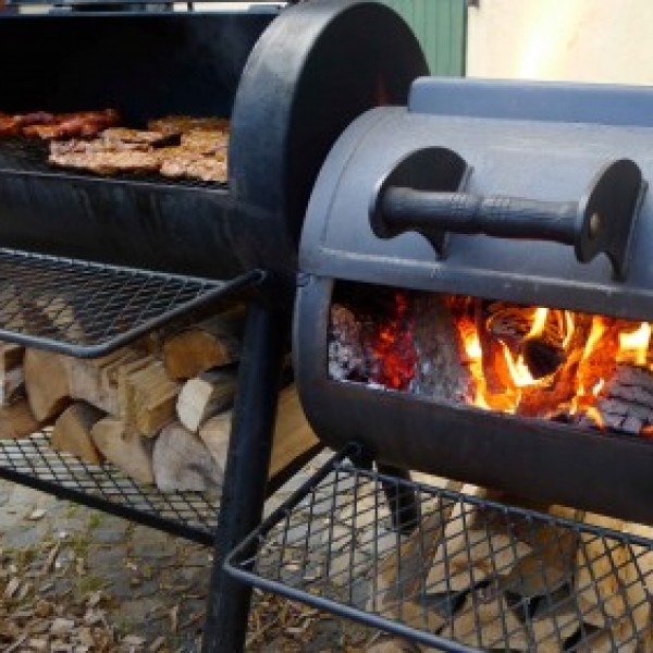 Barbecue „Smoker Style“