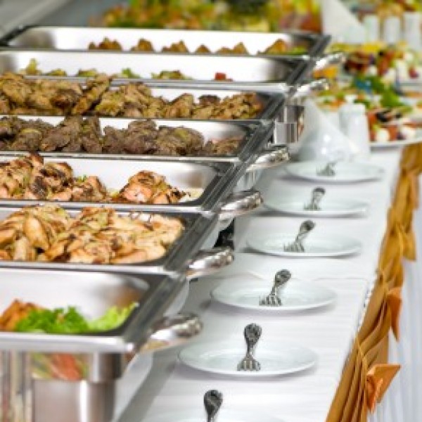 traditionelles Hochzeitsbuffet