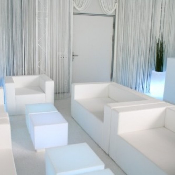 Loungesofa / Couch 2-Sitzer weiß TUBIC2