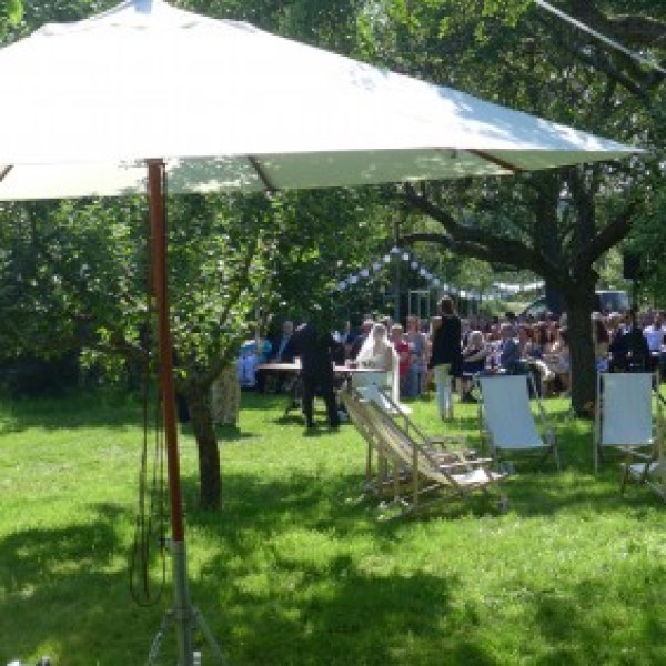 weisser Sonnenschirm 4 m