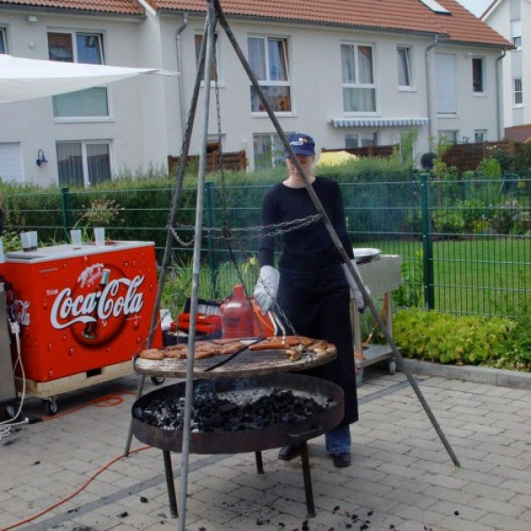 Schwenkgrill Holzkohle