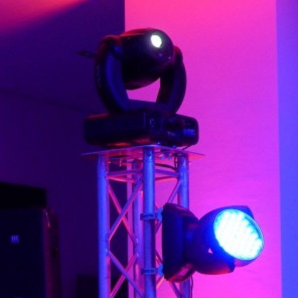 MARTIN MAC700, Profile