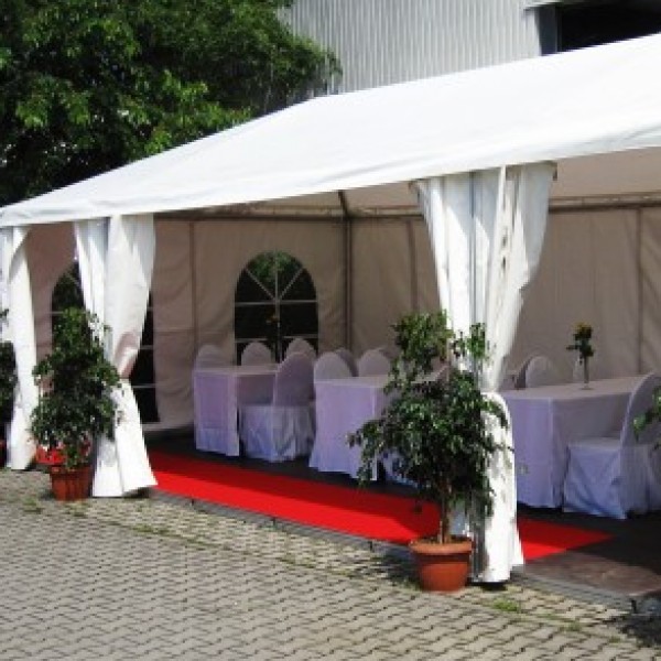 Partyzelt VIP, Grundzelt 4 m x 8 m, Walmdach