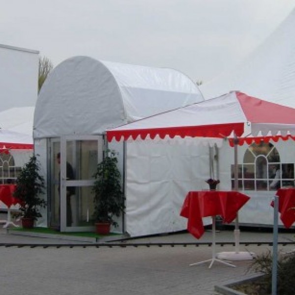 Rundbogen Zelt / WalkWay